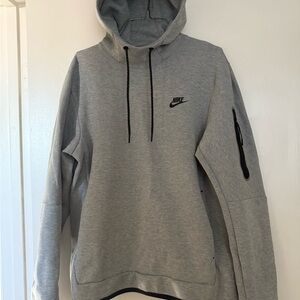 Nike Mens Sportswear Tech Fleece Pullover Heather Gray Hoodie